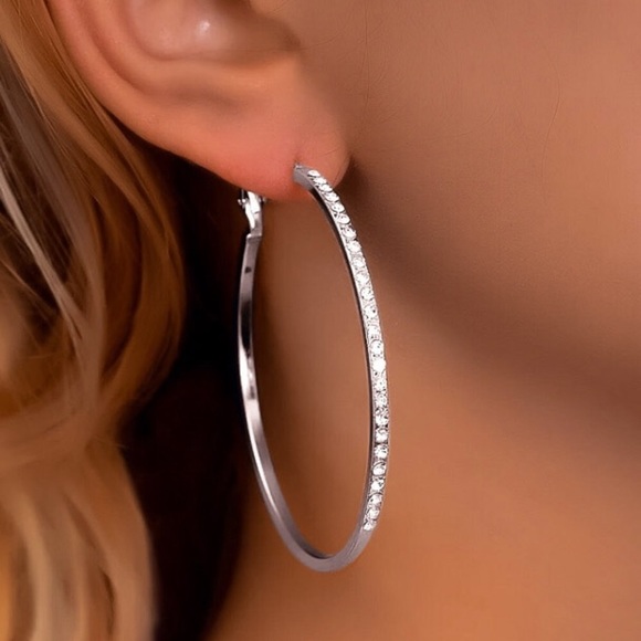 🔵𝟲𝟱%𝗢𝗙𝗙 𝗯𝘂𝗻𝗱𝗹𝗲𝘀 𝟯+🔵 NEW Large Rhinestone Hoop Earrings - Picture 10 of 12